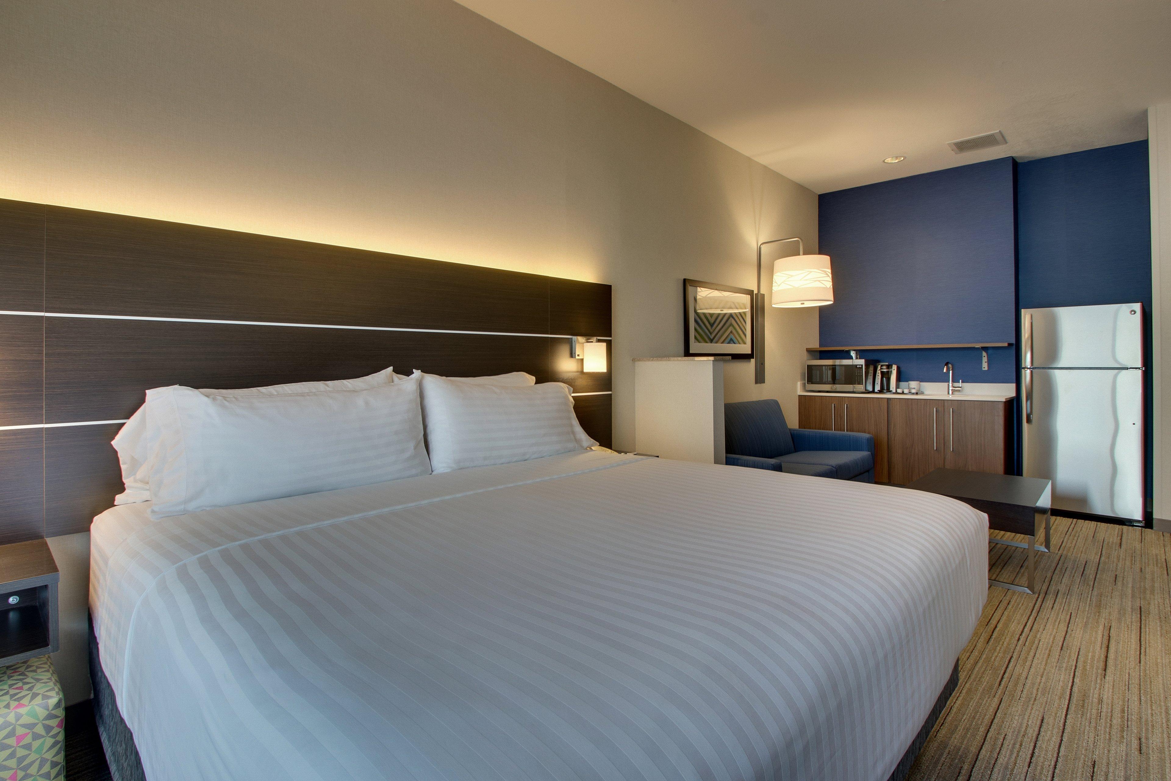 Holiday Inn Express Hotel&Suites Morris Exterior foto